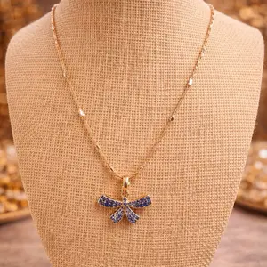 Hermoso lazo azul 18k