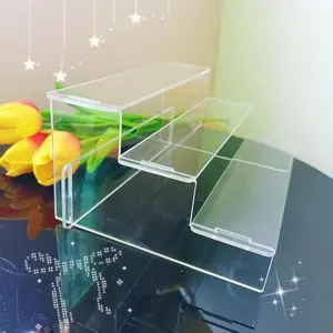 Modern Minimalist Three-Tier Transparent Acrylic Display Rack, Collectibles and Home Decor Storage Shelf, Stylish Organizer