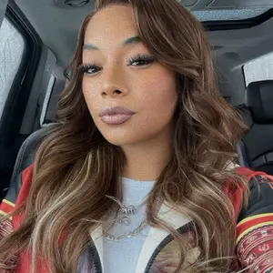 Slayyy Highlight Wig 100% Human Hair with Natural Waves and Highlights for Everyday Wear