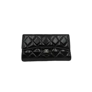 Pre-owned CHANEL FRANCE Clutches & Wristlets H1 black patent leather long folding flip wallet H22709