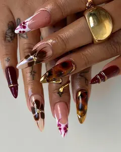 HelenNails - Fall Press-On Nails | 3D Floral & Gold Accents | Long Stiletto Tortoise Shell Design -HL260