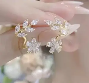 Green Leaf Stud Earrings for Women, 2025 Summer Fresh Design, 925 Silver Cute Elegant Jewelry for Daily Wear DZEH4467