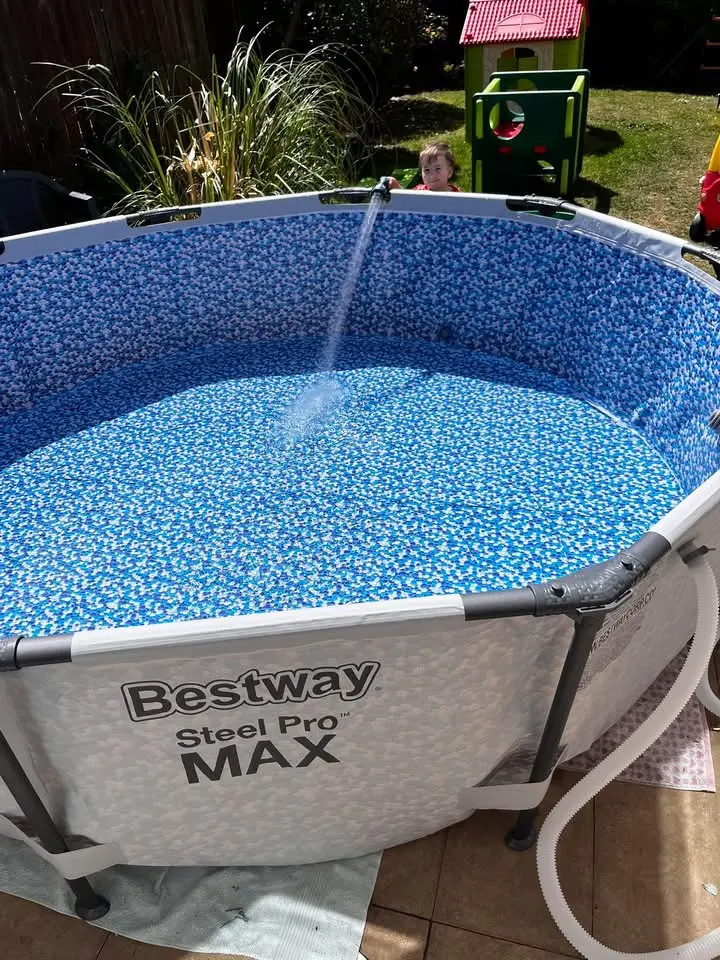 Bestway Steel Pro MAX 14'x48" Round Above Ground Swimming Pool with Pump & Cover