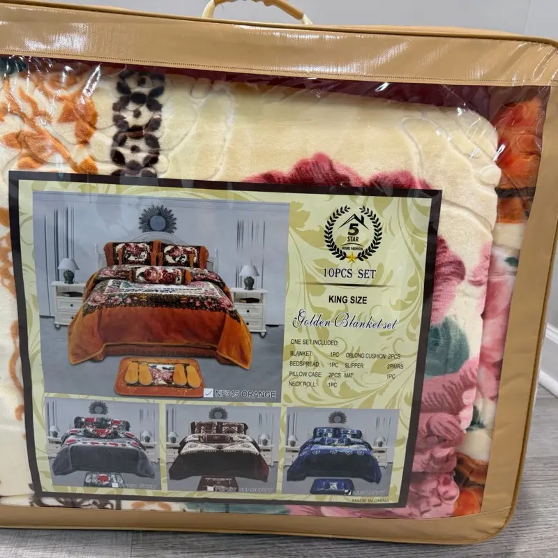 Golden blanket set