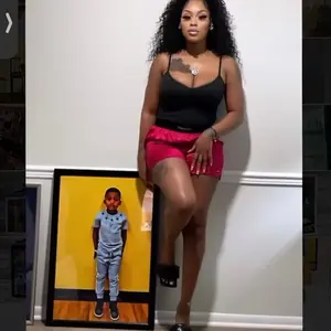 Custom 20x30 standard oil print frame fits up to 5 pics