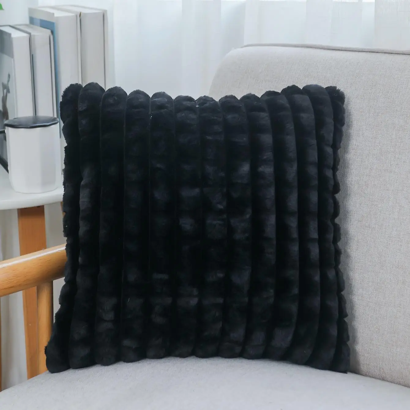 Room Decor Solid Color Plaid Pattern Plush Cushion Cover without Filler, Soft Throw Pillow Cover, Cozy Cushion Cover for Home Decor, Bedroom Decor