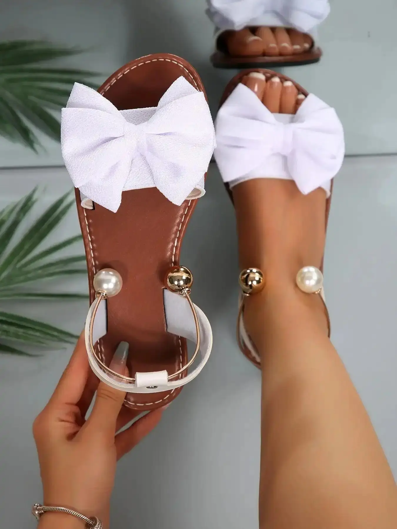 Loose Flat Women's Sandals with Bow Decor Plus Size Available Perfect Toe-Exposed Style for Summer and Beach Trendy versatile comfort wear wardrobe staple piece relaxed fit" breathable outdoor fashion comfortable