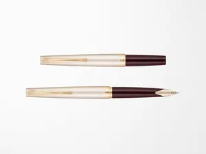 Pilot E95S Fountain Pen - Burgundy & Ivory