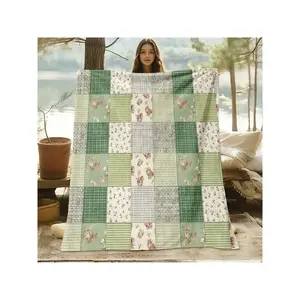 Delightful Green Patchwork Quilt with Delicate Florals & Checkered Squares – Rustic Cozy Home Bedding