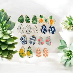 Oyster Shell Ring Dish Trinkets Soap Dish Decorative Dish with Colorful Patterns and Designs for Home Decor