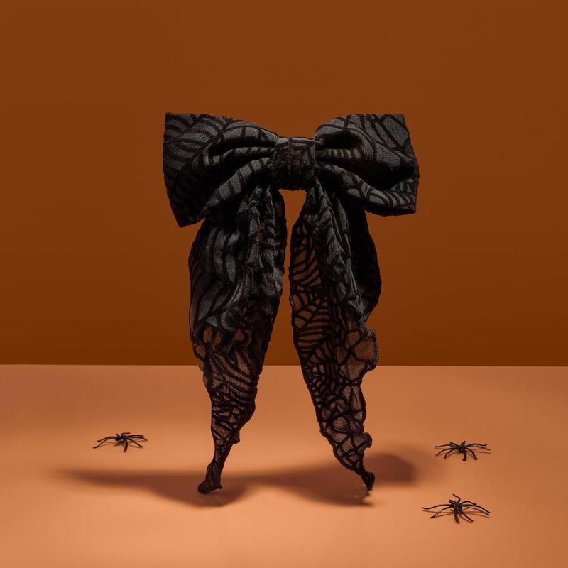 Kitsch Spiderweb Bow Hair Clip
