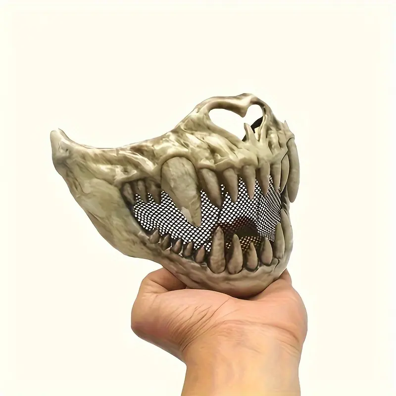 Women's Antique Vampire Mask, Durable Plastic Horror Accessory with Fangs and Pointed Design for Halloween Party Role-Play
