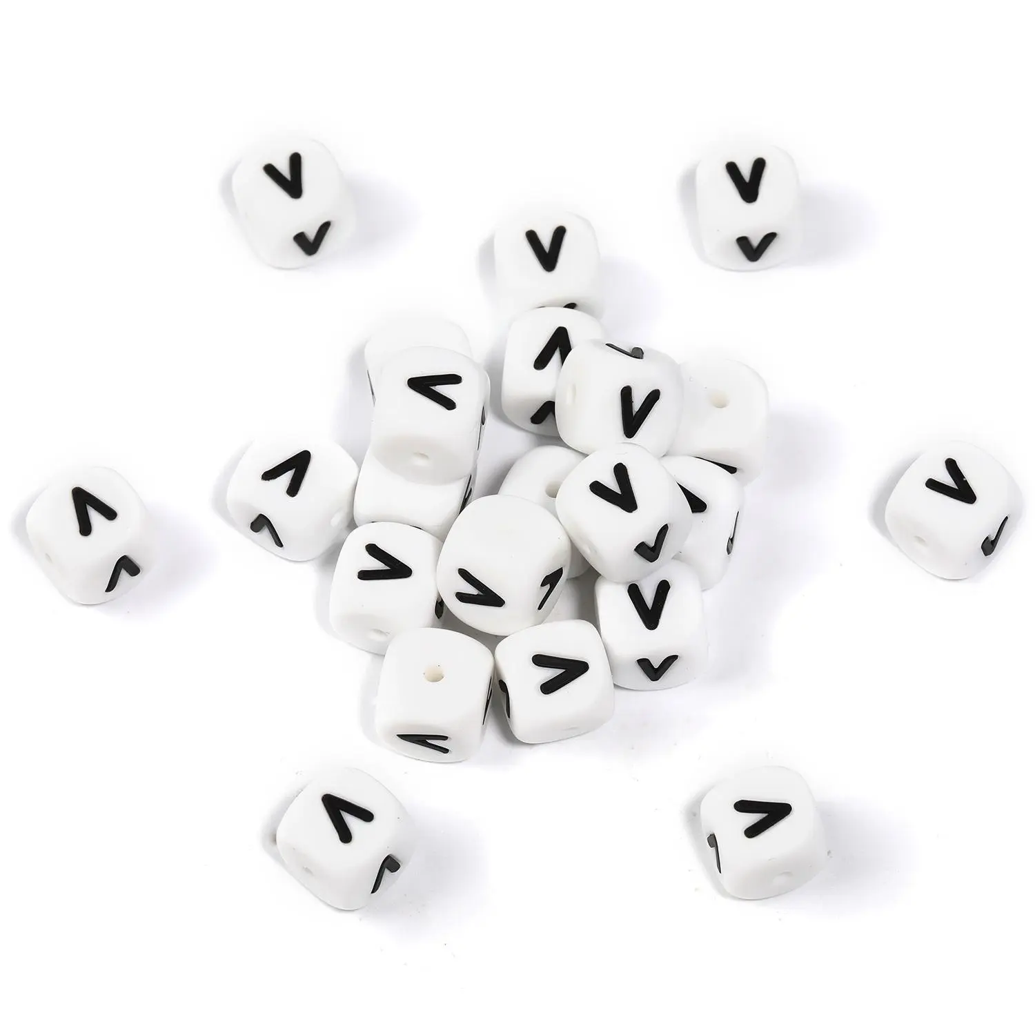 Letter V YM733007 30PCS