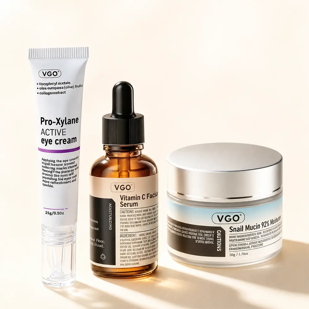 VGO-Vitamin C Serum, Moisturizer, and Eye Cream Set Cleansing Moisturizing Suitable for sensitive skin Comfort Skin Repair -A