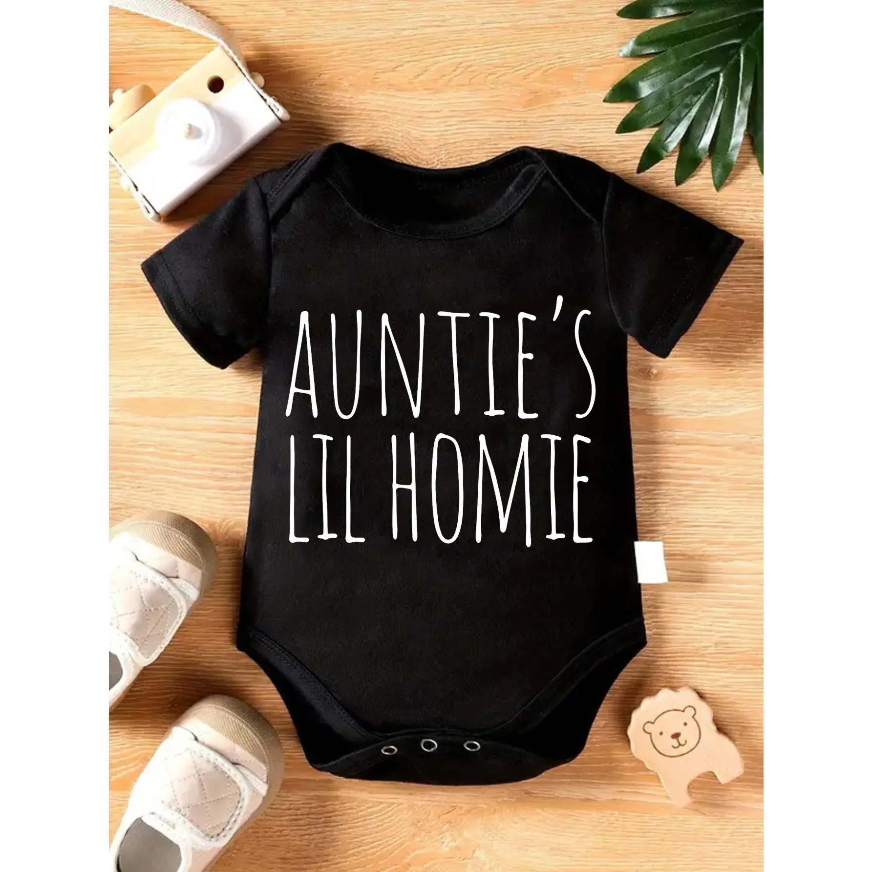 Cute Baby Bodysuit With Aunties Lil Homie Print Soft Versatile Round Neck Button Detail Regular Fit All Seasons Knitted Fabric Onesie