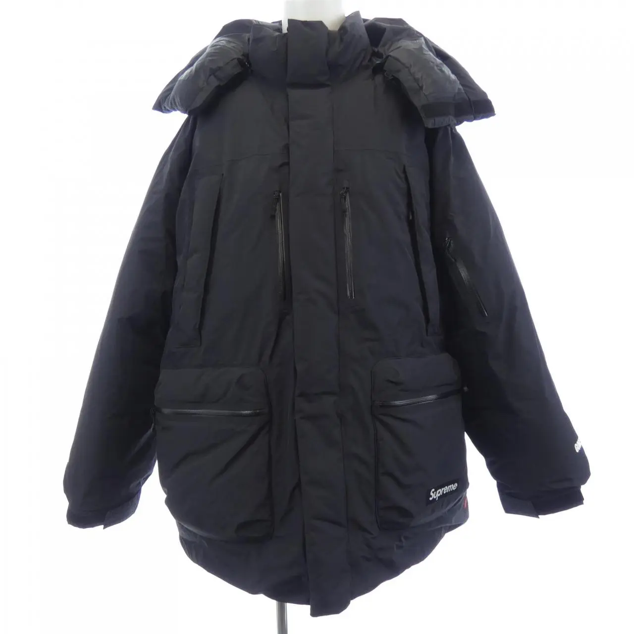 Pre-owned Supreme Nylon Small Leather Goods GORE TEX Down Jacket