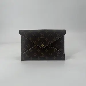 Pre-owned Louis Vuitton Monogram  Crossbody Bags LV Pochette Felicie Brown Regular