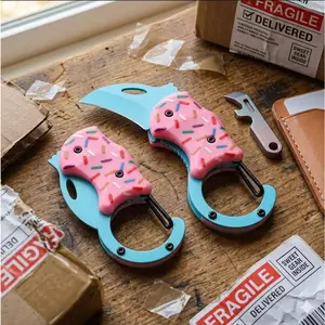 Cute Donut Mini Box Cutter, Retractable Portable Utility Pocket Knife, Aesthetic Keychain Letter Opener Unboxing EDC Tool for Office Desk and Home