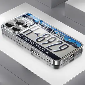 New York themed glass phone case, designed with skyline and state emblem elements, suitable for iPhone 16, 15, 14, 13, 12 and 11 Pro models, glass material, shockproof protection. It is a great gift for family, friends, children, birthdays, Spring Festiva