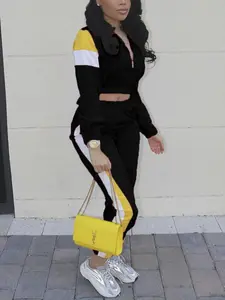 Women's Casual Patchwork Sports Set,pantsuit，Colorblock Crop Top & Shorts Two-Piece, Spring & Fall Fitted Moderate Fabric, Casual Sportswear, Sporty Style Clothes