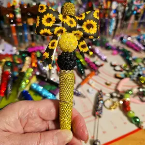 Custom Beaded Rhinestone Pen with Sunflower Bow and Gold Accents for Stylish Writing