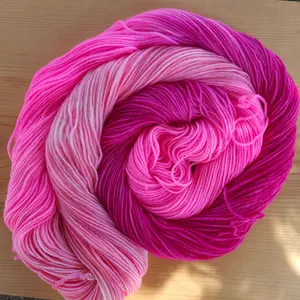 Pink Piggy Club - Yarn