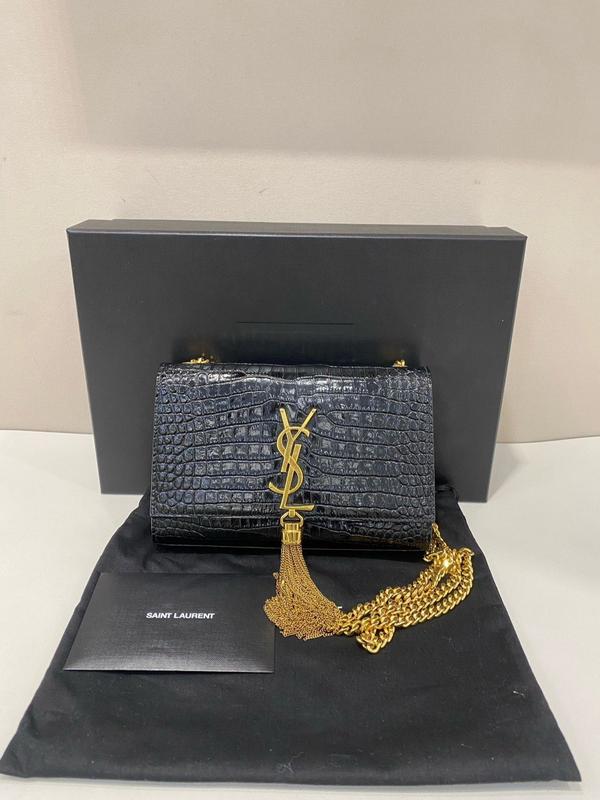 Pre-owned YSL leather Crossbody Bags Saint Laurent Kate Monogram Tassel Bag in Crocodile Embossed Leather，