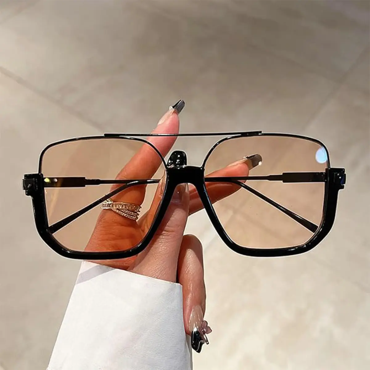 1950s Style Retro Oversized Square Aviator Sunglasses, Classic Vintage Large Metal Eyewear for Women with Retro Vibe That Adds Instant Personality, Aesthetic Outdoor Accessory, Retro Vibe Adds Instant Personality, 1950S Style Women's Sunglasses