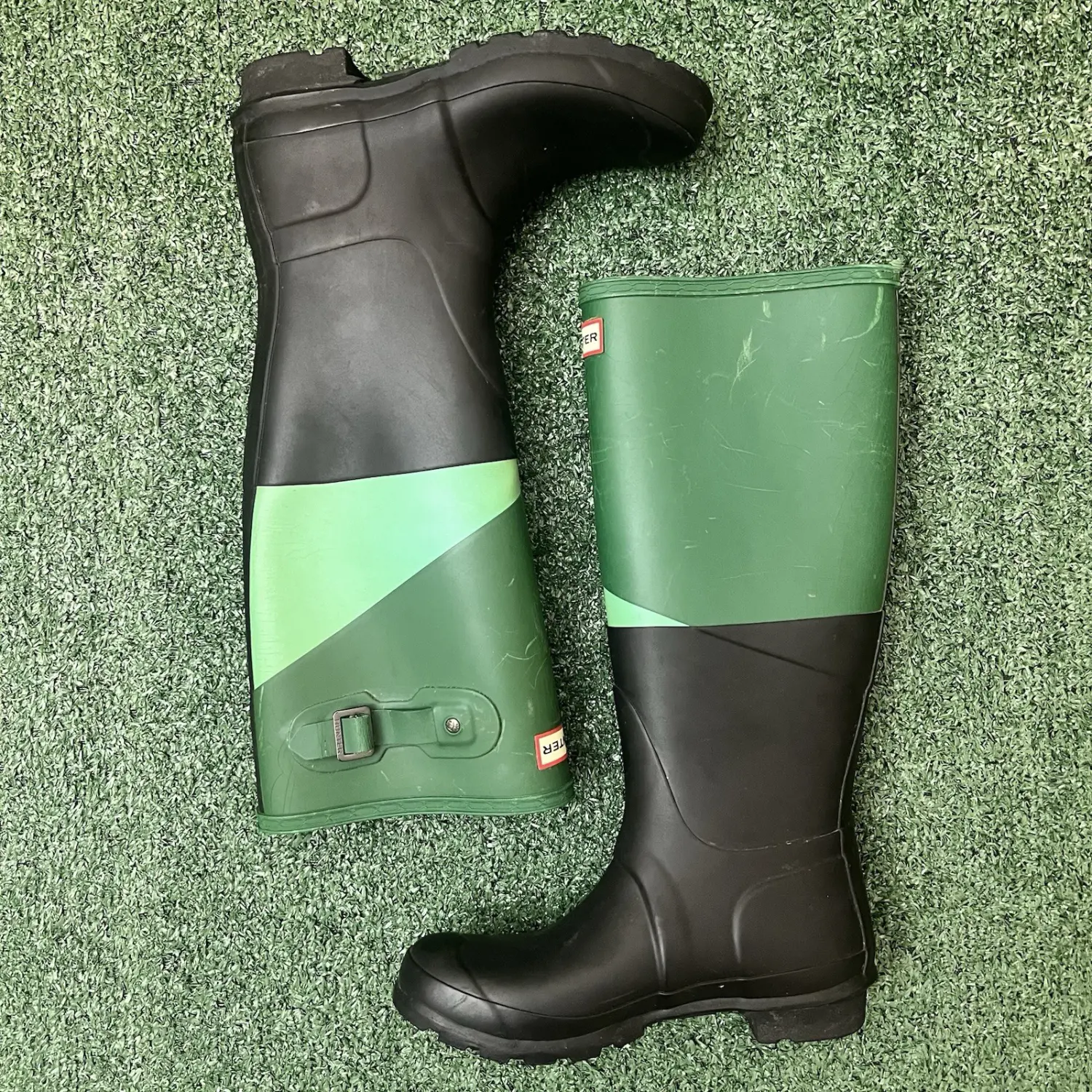 Hunter Original Women's Tall Waterproof Rain Boots Black and Green Size 6 Active