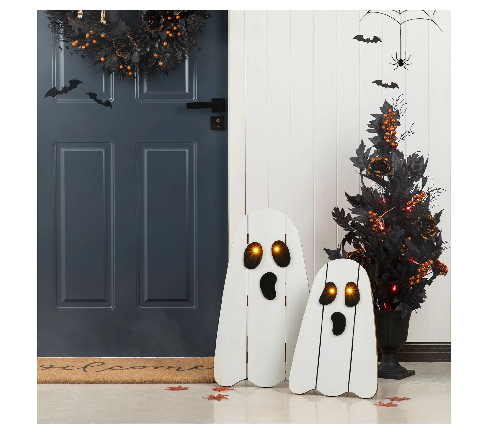 Glitzhome 24" Halloween Lighted Wooden Ghosts Porch Decor S/2