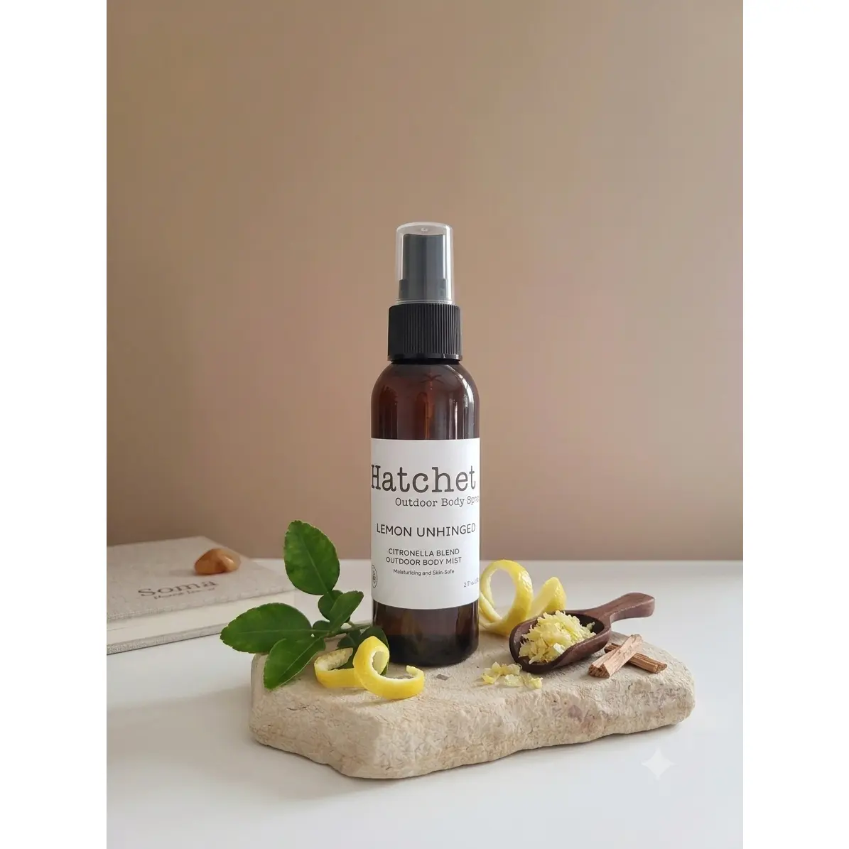 Lemon Unhinged.Outdoor body spray