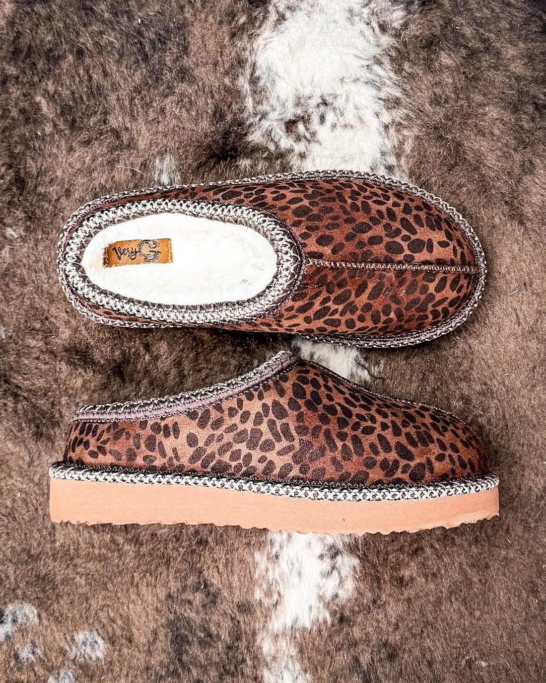 Women's Soft Fur Georgina Slipper - Leopard Print Very G Shoe, Cozy Women's Footwear