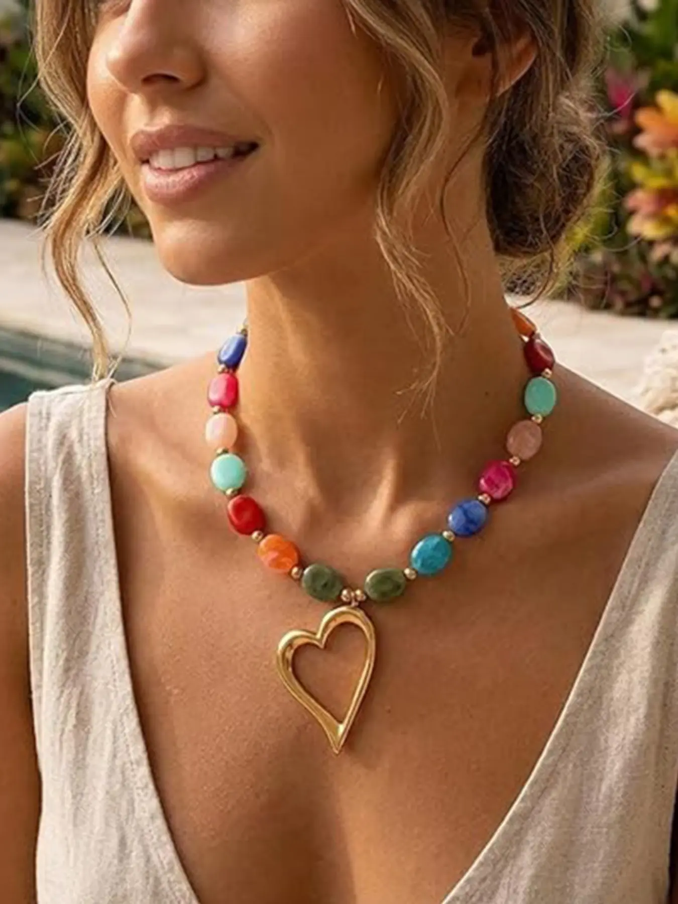 Rainbow Beaded Heart Necklace, Vintage Dopamine Style, Layerable Collarbone Chain, Versatile Daily and Vacation Jewelry