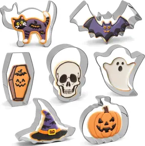 Halloween Cookie Cutters Set 7 count - Large Bat, Ghost, Pumpkin,  Hat, , Skull, Coffin Shapes, Stainless Steel Biscuit Molds for Holiday Baking Halloween  Party Decorations