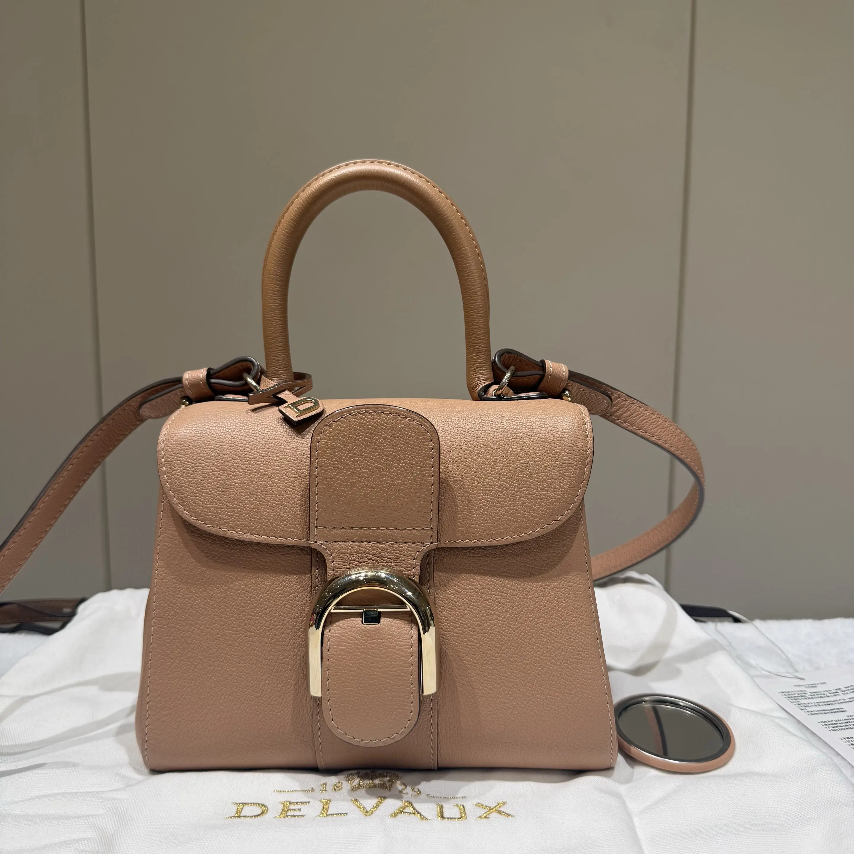 Pre-owned delvaux leather Crossbody Bags Camel Brillant Shoulder Crossbody Bag 41636194 SH