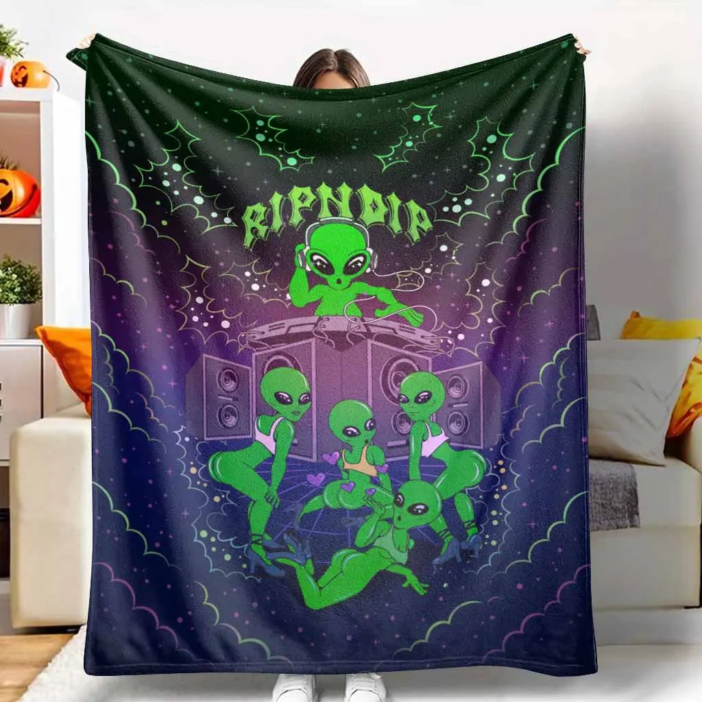 Alien DJ Flannel Throw Blanket, Neon Space Party Alien Print, Soft Warm Lightweight Cozy Plush, Funky Unique Accessories, Aesthetic & Unique Room Decor for Sofa Bed, Music Festival Gift