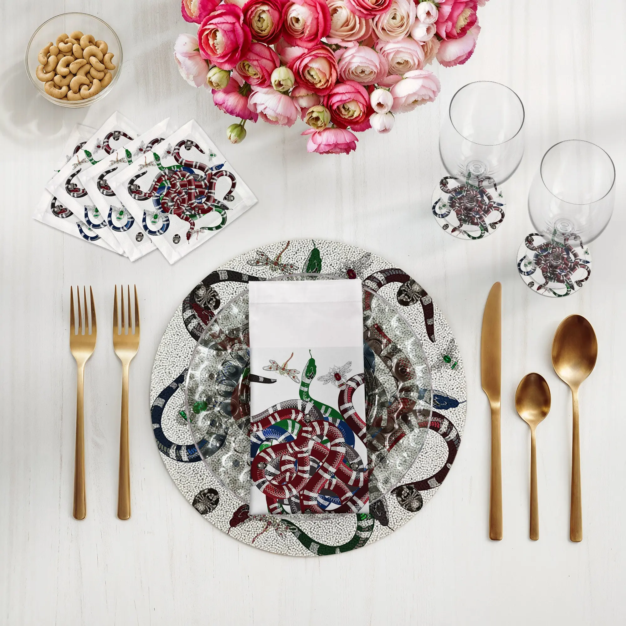 Ouroboros White Round Beaded Placemat Smooth