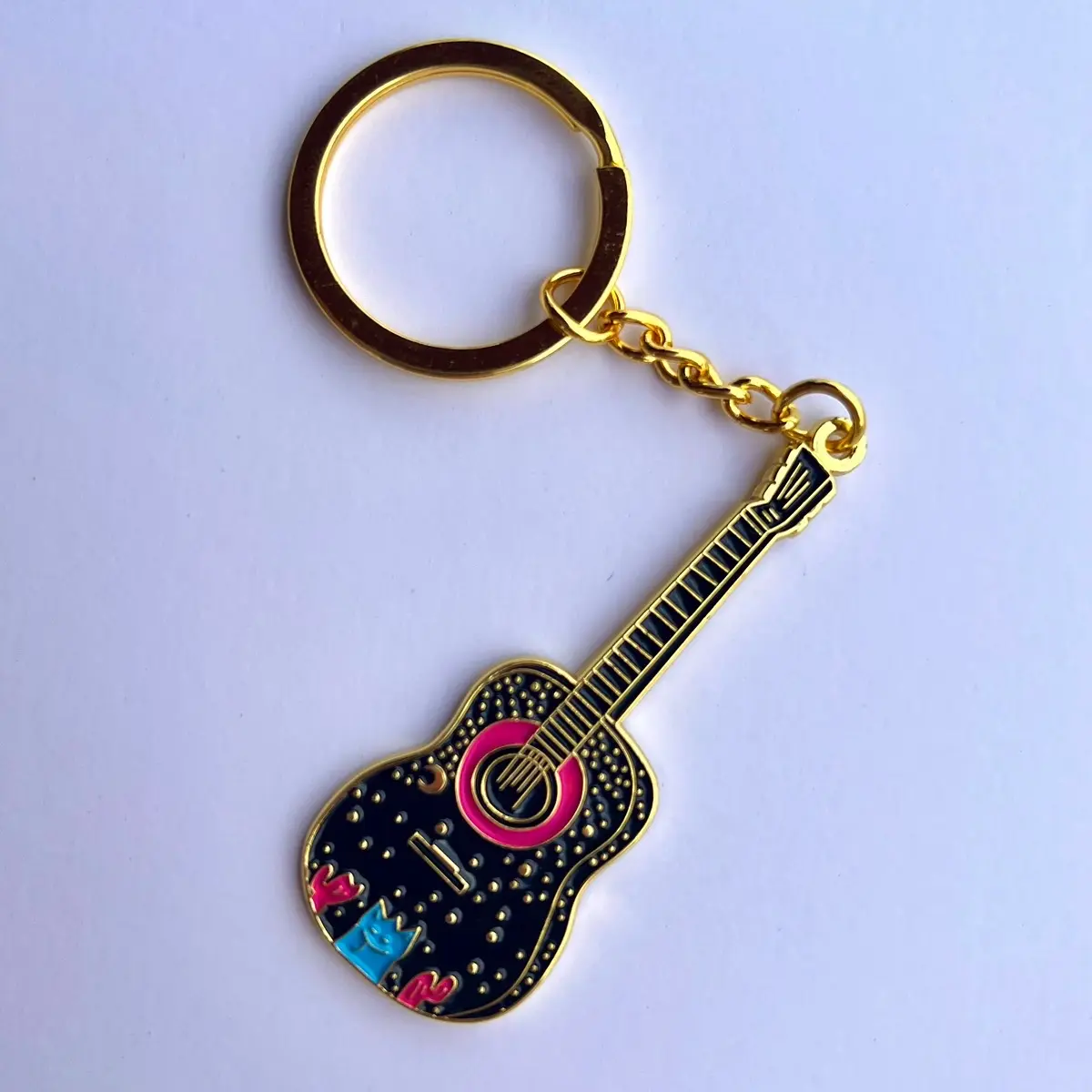 Harry’s Guitar Enamel Keychain - One Direction