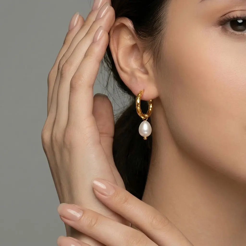 Baroque Pearl Hoop Earrings for Women Hammered Huggie Hoops Gold Silver Stainless Steel Beaded Pearl Drop Earrings Aesthetic Waterproof Everyday Layering Coastal Jewelry Birthday Gift for Her