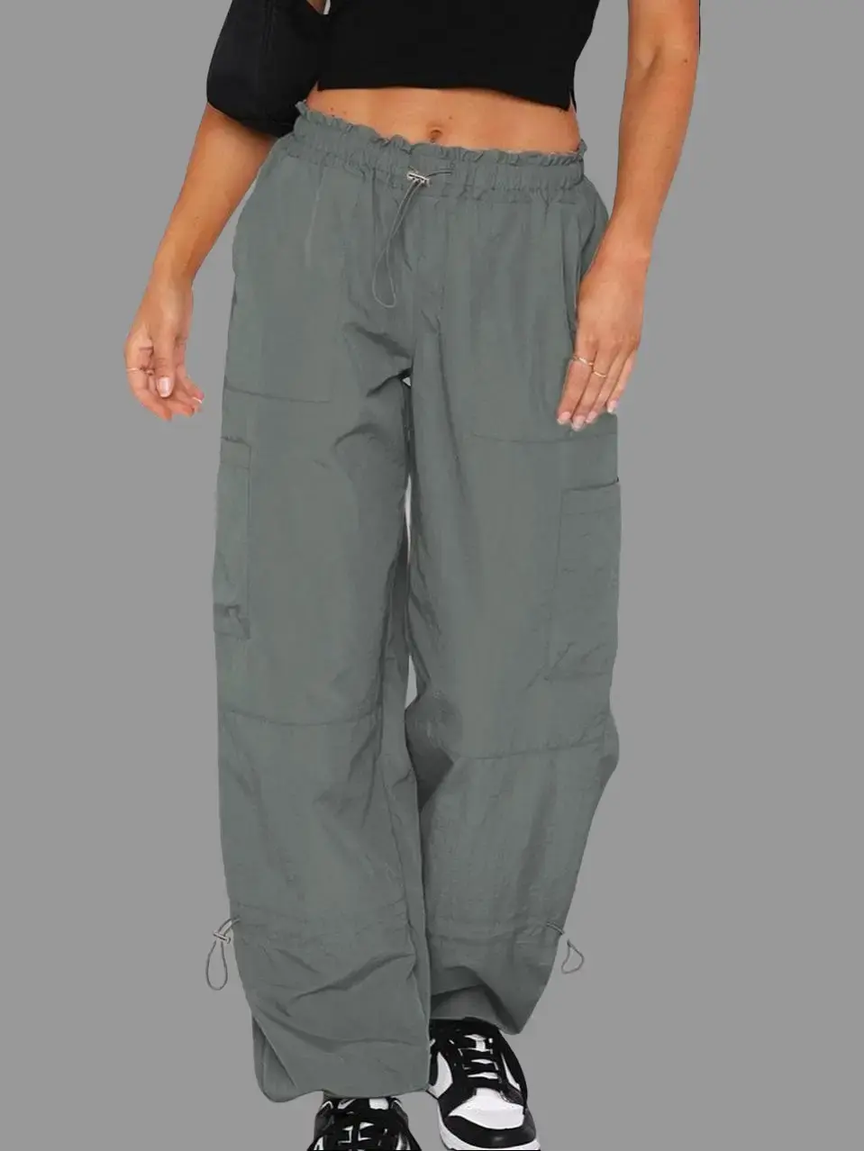 Women's Basic Lightweight Parachute Pants - Multipocket, Oversized Y2K Streetwear Baggy Fit, Multipocket Oversized Sweatpants Pants Black Bottoms Casual Chic Trousers Activewear