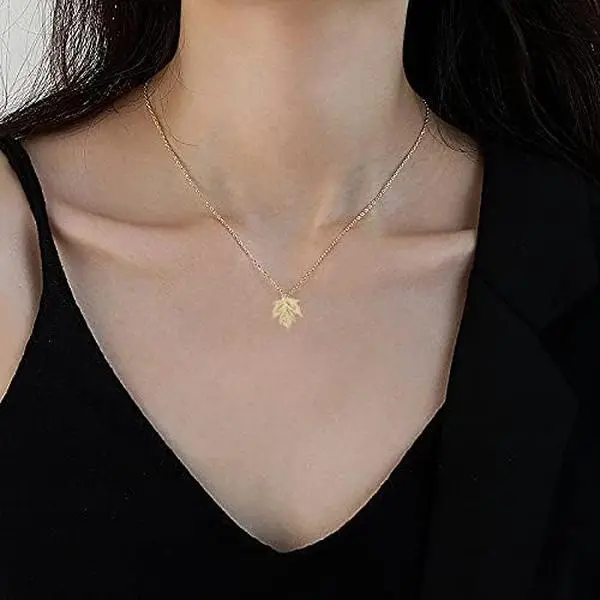 Gold Dainty Maple Leaf Necklace Autumn Maple Leaf Pendant Necklace Thanksgiving Gift Jewelry