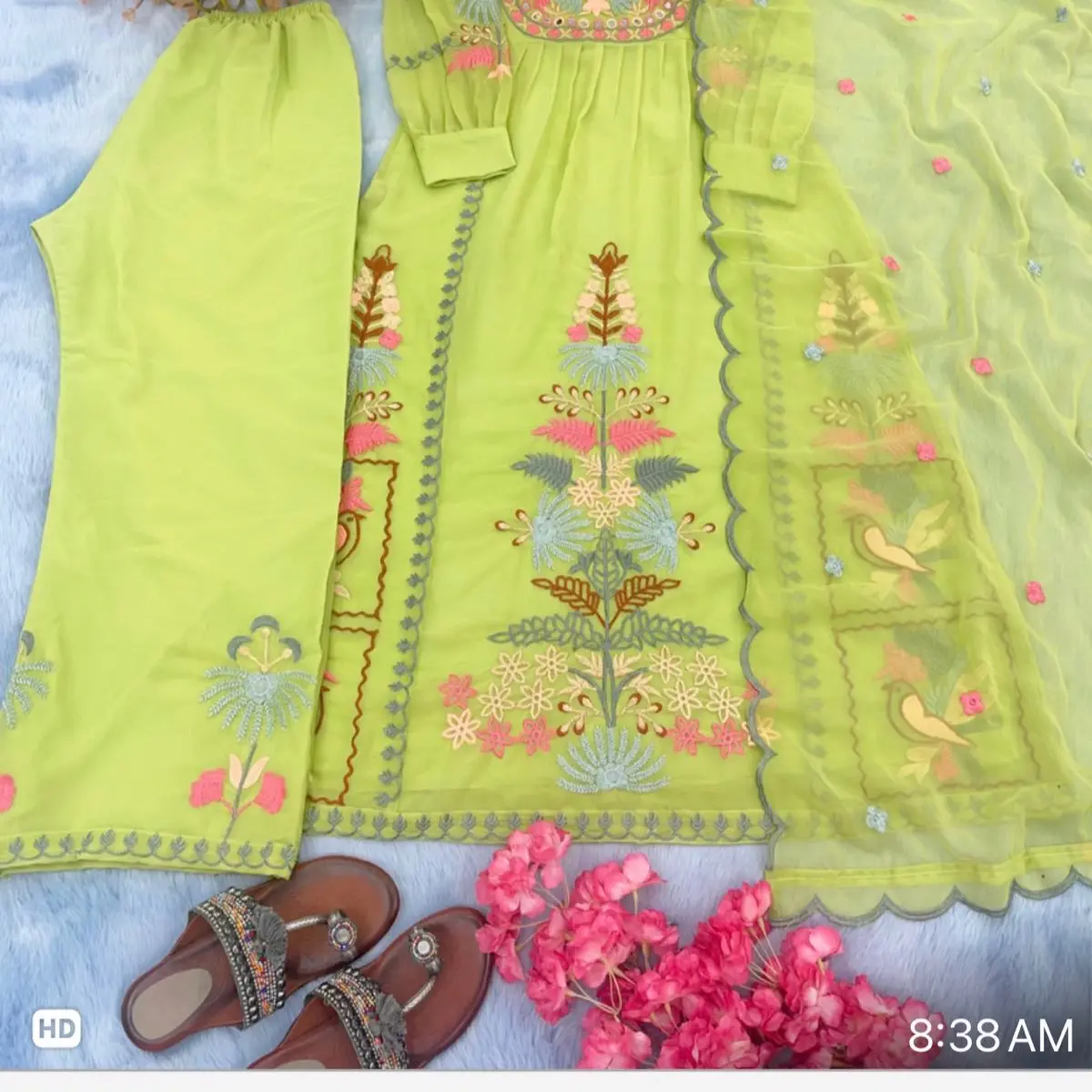 Pakisthani kurtha set on parrot green color