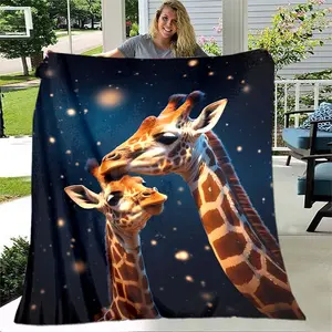 1Pc Giraffe Thin Blanket Lightweight Flannel Digital Printing Throw Blanket For Sofa, Bed, Travel, Camping, Living Room, Office, Couch, Chair, And Bed