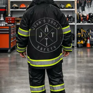 Rain Suit with Reflective Stripes for Enhanced Visibility and Protection