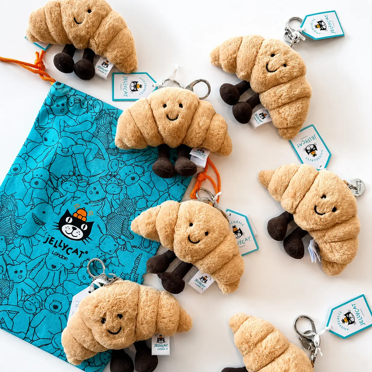 [1 Pc] Jellycat Croissant Keychain Bag Charm Plush Toy Cute Backpack Purse Charm Stuffed Animal Kawaii Gift Birthday Gift Christmas Gift Holiday Gift for Women Girls Kids Collectors