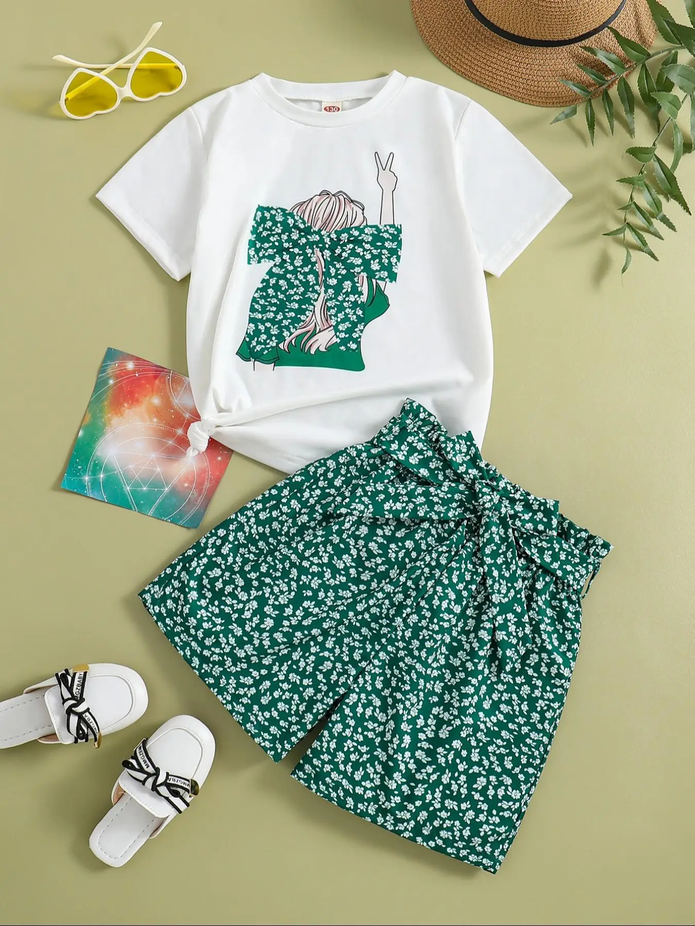 Girl's Tee & Ditsy Floral Print Shorts Two-piece Set, Casual Short Sleeve T-shirt & Shorts for Summer, Kids Clothes for Daily Wear