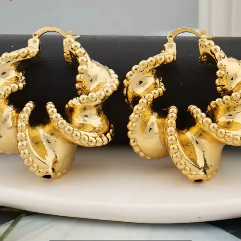 Shrimp Earring