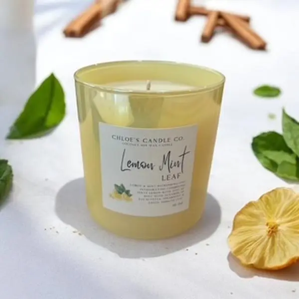 Chloe's Candle Co. - Lemon Mint Leaf 10 oz Candle