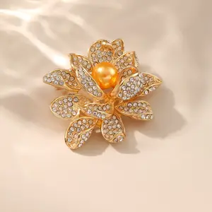 Elegant Gold Decor Lotus Brooch