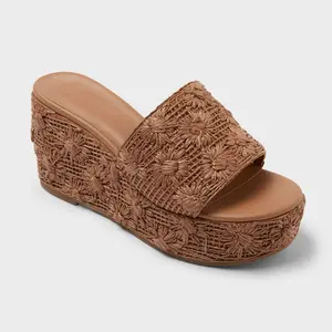 Women’s Sally Heels with Memory Foam Insole - Universal Thread Brown 7
